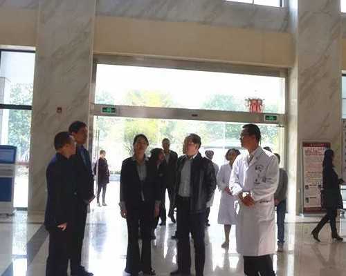 40岁女性试管婴儿生育指南：成功率、费用与注意事项